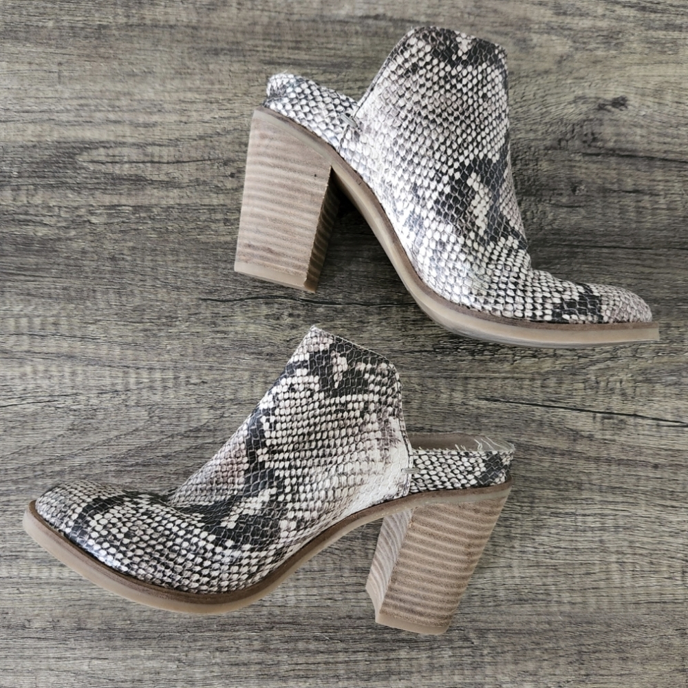 Anthropologie Dolce Vita Selene Snakeskin Slip On Heeled Mules